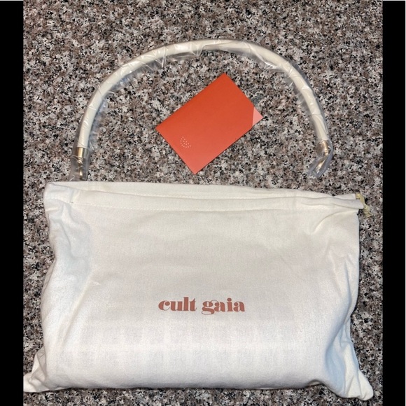 Alana shoulder bag Cult Gaia, ivory, nwt - Picture 12 of 15